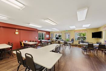 Resident social lounges